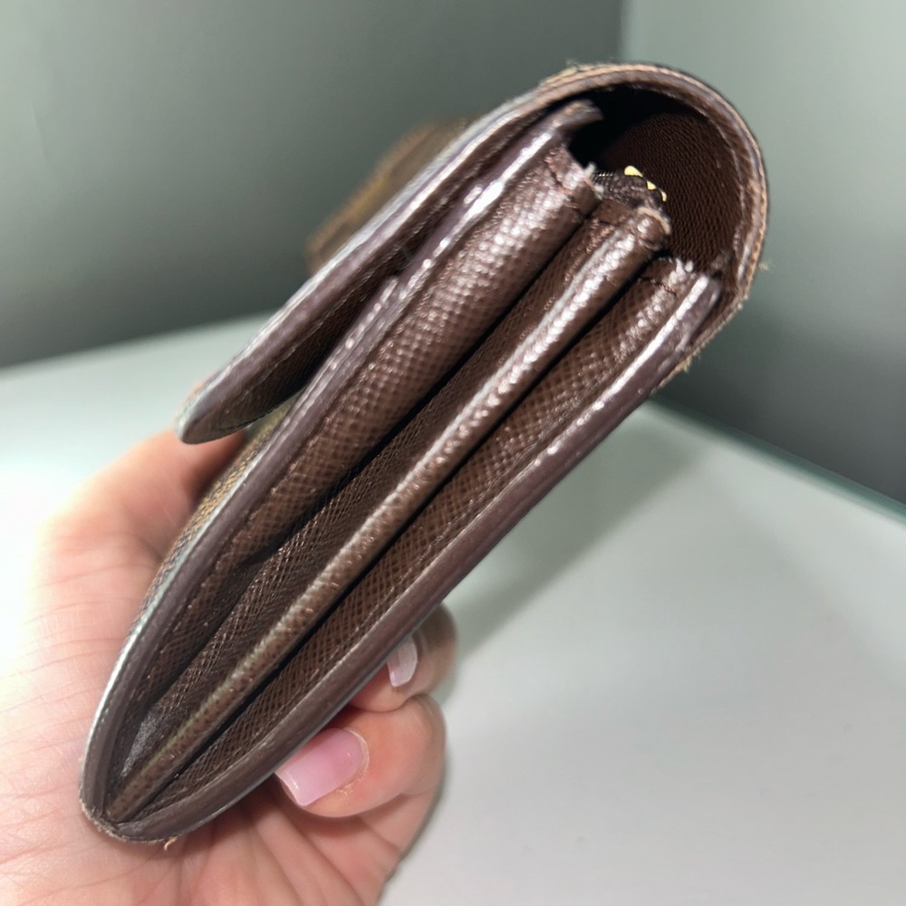 Louis Vuitton Damier Ebene Sarah Wallet CA2077 - Picture 11 of 12